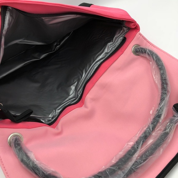 Victoria’s Secret Limited Edition Insulated Cooler - Picture 2 of 6